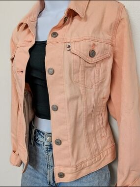 NEW* Levi's Peach Denim Jacket